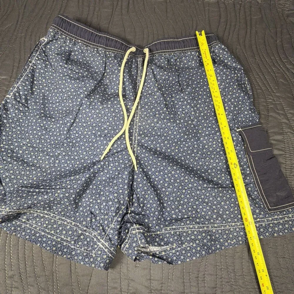 Tommy Hilfiger Men's Swim Trunks Medium Blue Floral Print Mesh Lined Board Short